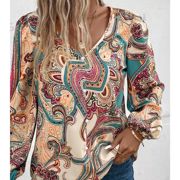Paisley Print V Neck Blouse Boho Long Lantern Sleeve NWT - Picture 3 of 4